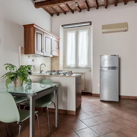 Lucca - Piazza Dell'Anfiteatro Central Apartment! Extérieur photo