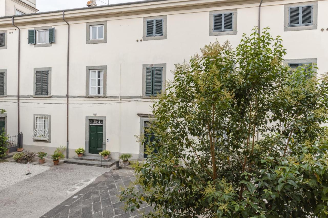 Lucca - Piazza Dell'Anfiteatro Central Apartment! Extérieur photo
